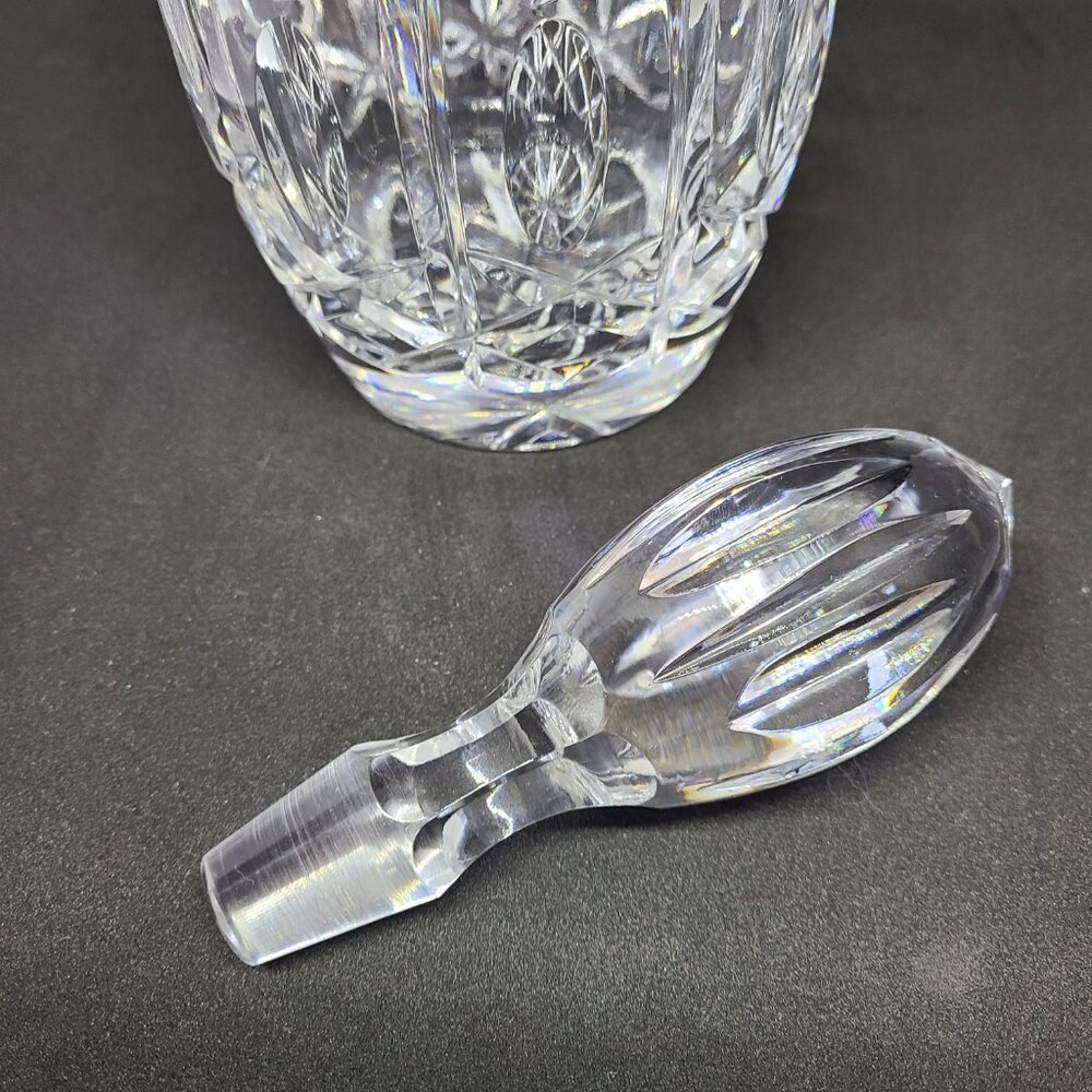 Tall crystal carafe wine decanter. - Picture 7 of 7